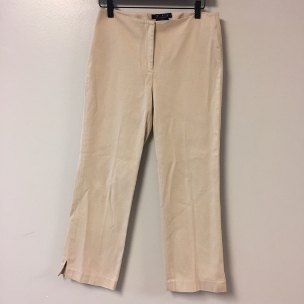 MAG by Magaschoni Cream Colored Pants Size‎ 6